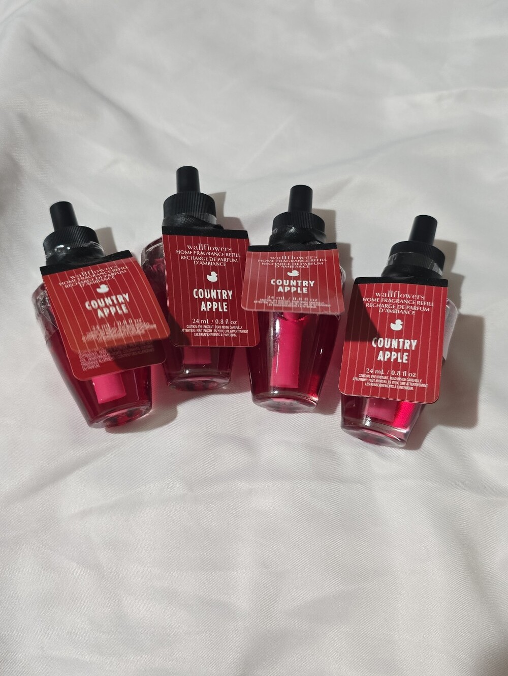 NWT White Barn Wallflowers Home Fragrance Refill Country Apple 4pcs Bath & Body